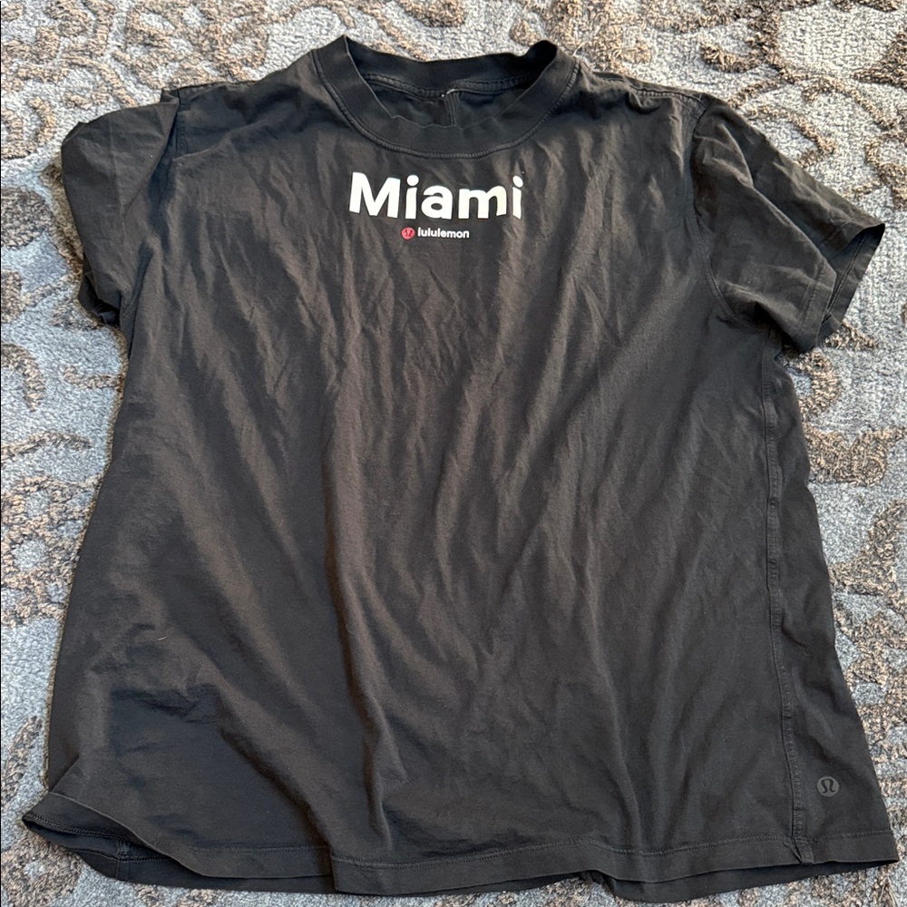 lululemon athletica Black Miami Tee - Men's Short Sleeve unisex